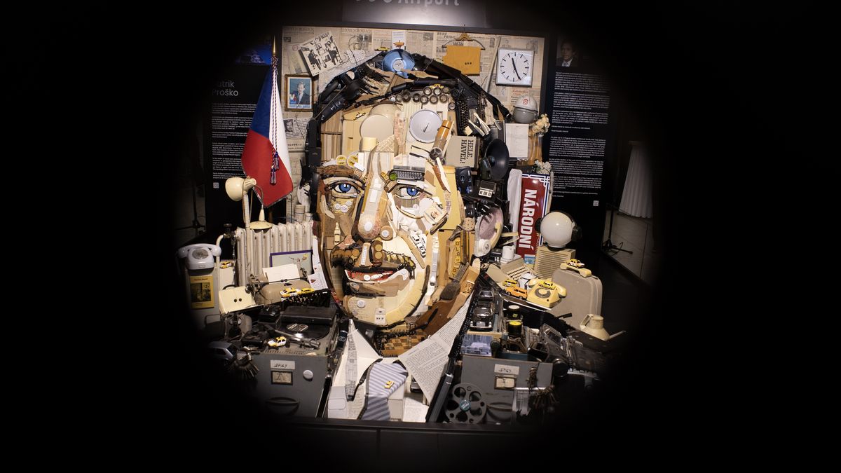 Obrazem: Havel jako optický klam. Pražské letiště zdobí unikátní portrét